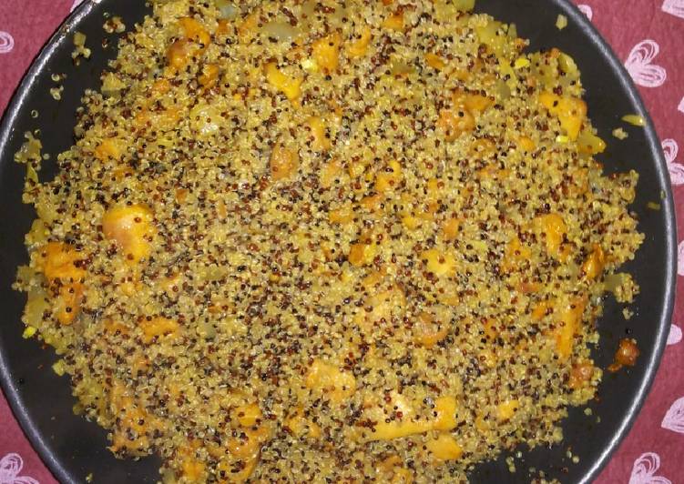 Quinoa 3 colores con pinchitos de pollo