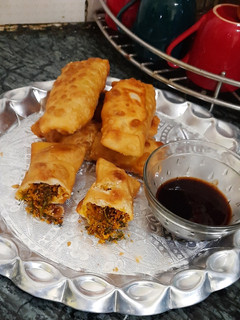 सांभर वडी / कोथिंबीर वडी (sambhar vadi recipe in marathi) रेसिपी चे मुख्य फोटो