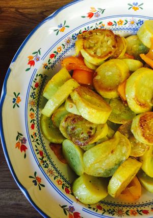 A picture of Summer Squash And Sweet Pepper Medley.