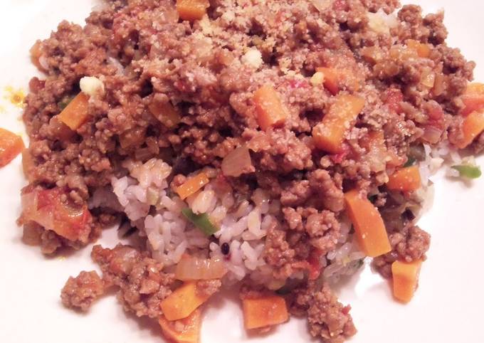 Step-by-Step Guide to Prepare Award-winning Meat Sauce Over Fried Rice
