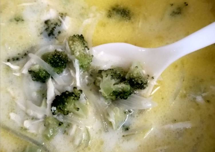 Sup brokoli cream keju