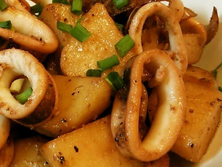 Easy Way Make Squid Stir-Fried with Buttered Potatoes the So Delicious So Delicious
