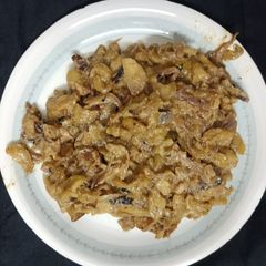 A picture of Pointed Gourd Onion Poppy Seeds Curry/ Potol Pyaj Posto.