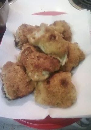 A picture of Elly's not fried chicken.