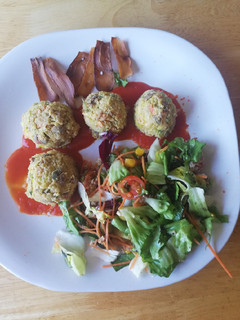 Una foto de Albóndigas de quinoa y puerros