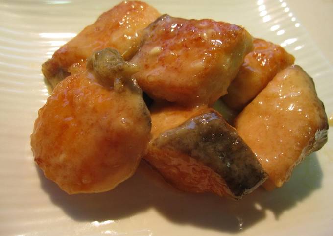 Simple Way to Prepare Homemade Salmon Cooked In Mayonnaise - For Bento