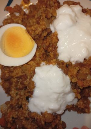 Zöld lencse kuszkusz/főtt tojás/kefir, joghurt vagy vegaföl-lel (vegán / vegetáriánus) recept fotója