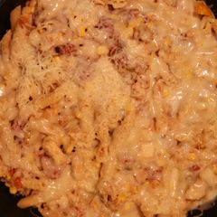 A picture of Cheesy Chicken & Salsa Skillet.
