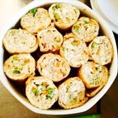 A picture of Shinodamaki with Minced Pork and Firm Tofu.