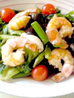 A picture of Vegetable Filled Shrimp & Squid Garlic Stir-Fry.