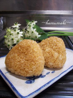 A picture of Toasted Onigiri with Leftover Rice.