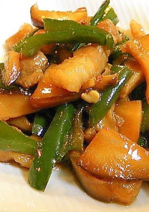 A picture of Sweet & Savory Shiitake Mushroom, Green Pepper, and Pork Belly Stir-fry.