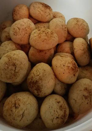 A picture of Eggnog Cookies.