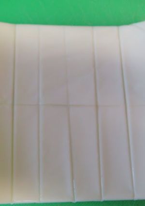 A picture of How to Cut Sliced Cheese.