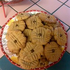 A picture of Peanutbutter Chocolate Chip Me Please.