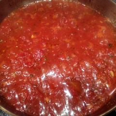 A picture of Italian Garlic Marinara Sauce.
