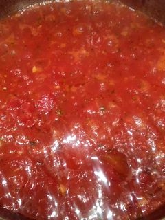 A picture of Italian Garlic Marinara Sauce.