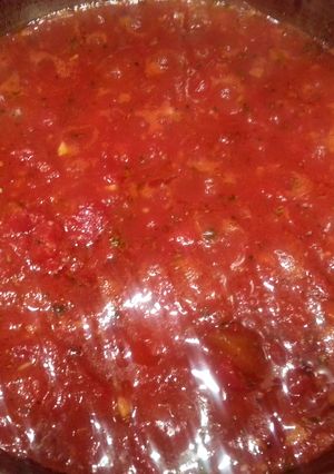 A picture of Italian Garlic Marinara Sauce.