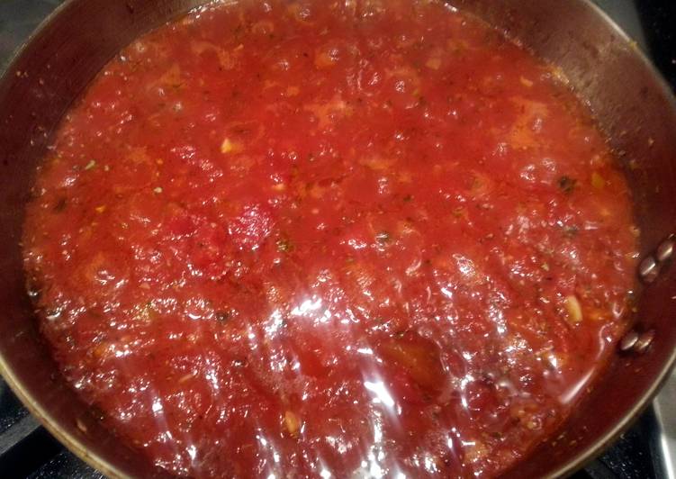 italian garlic marinara sauce recipe main photo