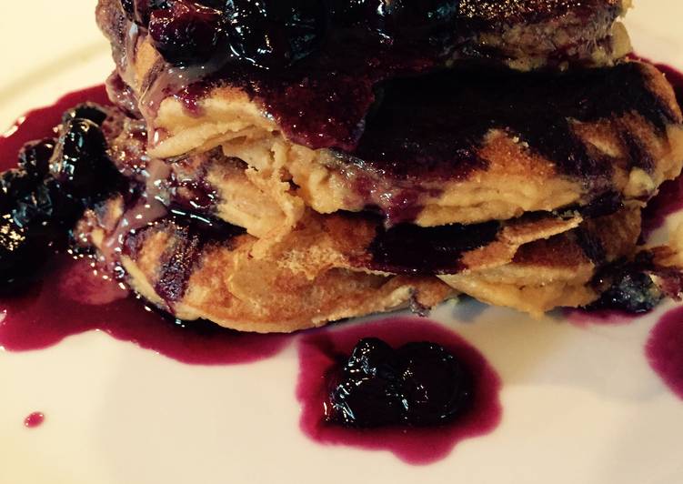 Healthy Blueberry Protein Pancakes