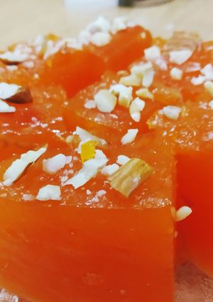 कराची हलवा (Karachi Halwa recipe in hindi) रेसिपी मुख्य फोटो