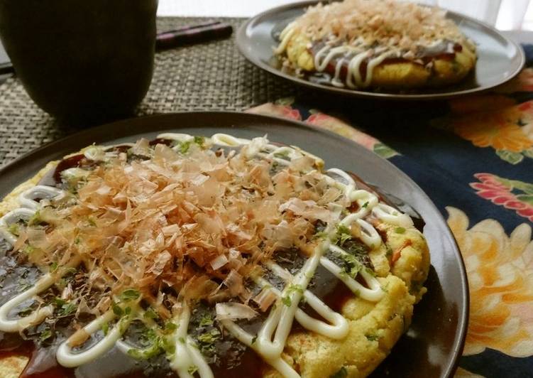 Steps to Make Delicious Just Mix In A Plastic Bag (Okara Okonomiyaki)