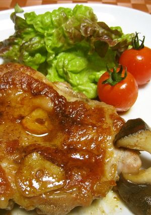 A picture of Sauteed Chicken Thigh with Butter and Soy Sauce.