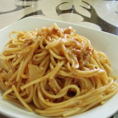 A picture of Onion, Tuna and Cheese Pasta.