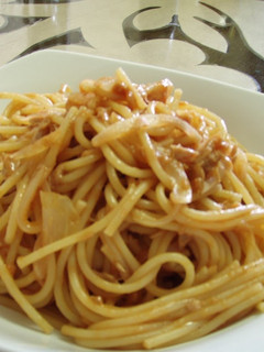 A picture of Onion, Tuna and Cheese Pasta.