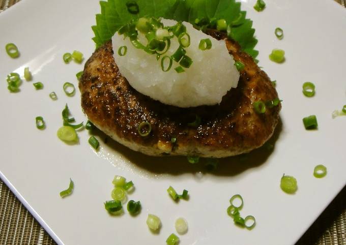 Tofu Hamburger Steaks with Refreshing Grated Daikon Radish on Top