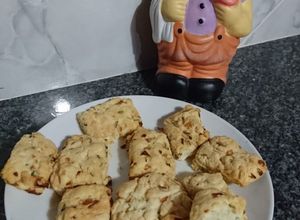 Una foto de Bizcochitos de cebollas y ciboulette 🎆
