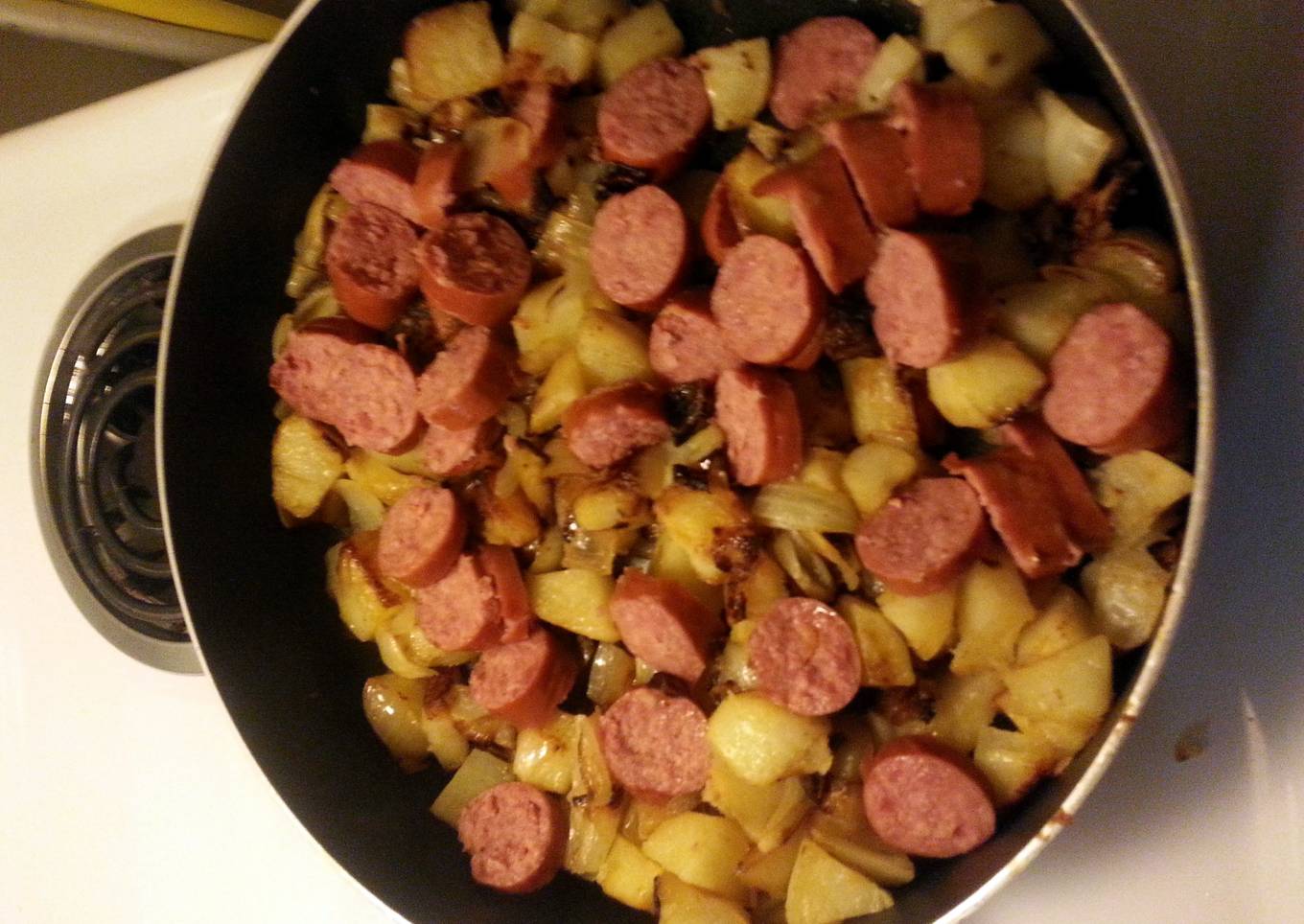Kielbasa, potatoes and onions