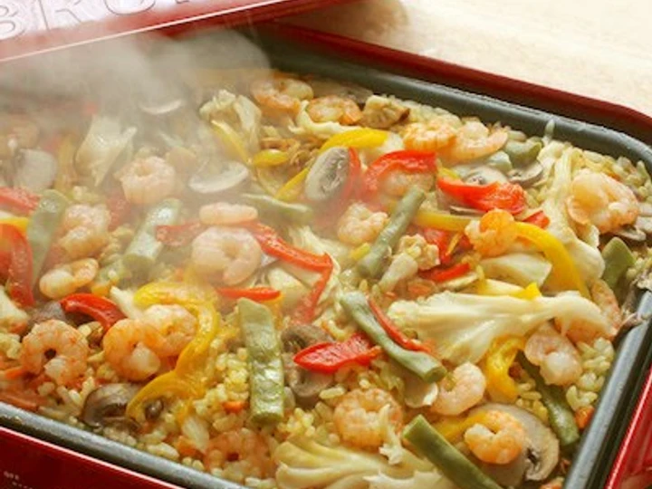 Easy Way Prepare Curry Flavored Paella Cooked on an Electric Griddle the So Delicious So Delicious