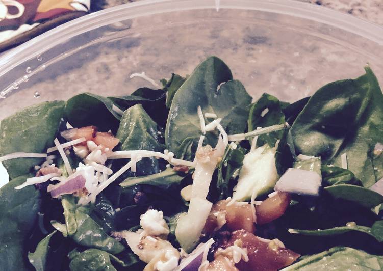 Steps to Make Any-night-of-the-week Spinach Salad With Fruits