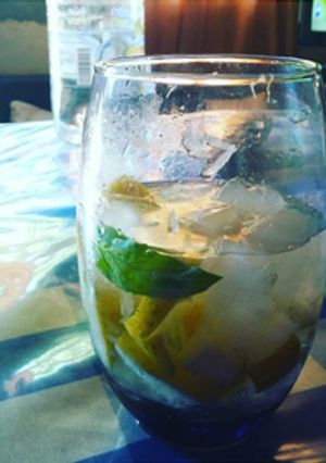 Una foto de Agua con sabor natural
