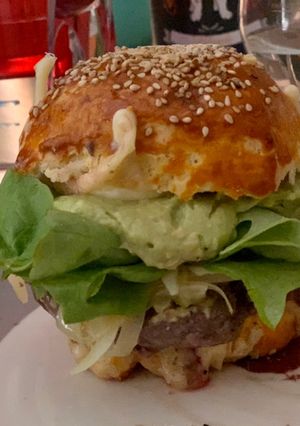 Une photo de Burger à l’avocat 🍔