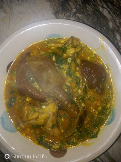 A picture of Ogbono and okro soup.