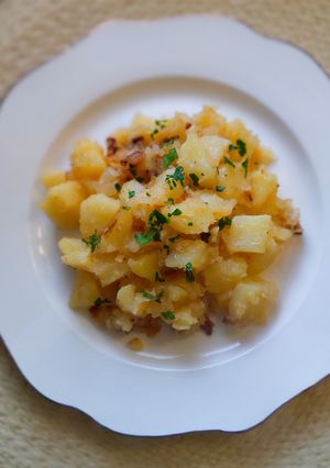 🌲 Hagymás szalonnás burgonya 🍴 recept fotója