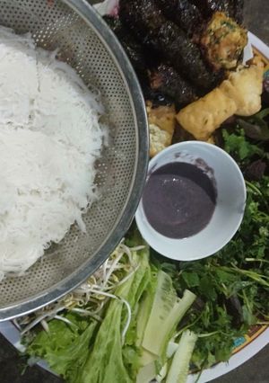 Hình của món Bún đậu mắm tôm.