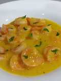 Camarones cocidos en leche de coco y especias del medio oriente