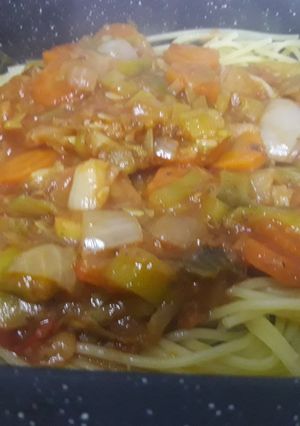 Una foto de Spaghetti con verduras