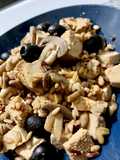 5 cereali con tofu affumicato, funghi ed olive