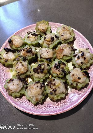 A picture of Bitter Gourd with Minced Fish.