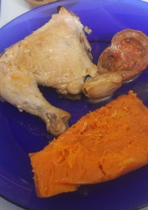 Una foto de Contramuslos asados con calabaza