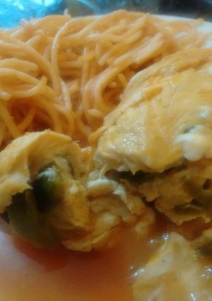 Una foto de Pechugas rellenas de rajas con queso