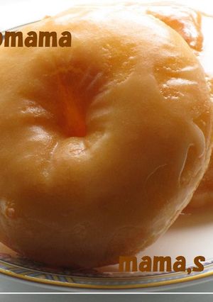 A picture of Krispy Kreme-style Doughnuts.
