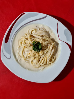 Una foto de Espaguetti con salsa bechamel