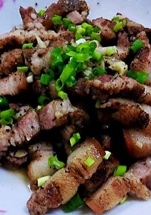 蒜香鹹豬肉 的食譜成品照片
