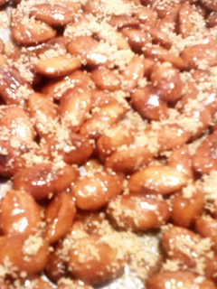 A picture of Honey Roasted Almonds.
