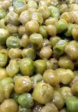 A picture of Peas w/ Honey Mustard.